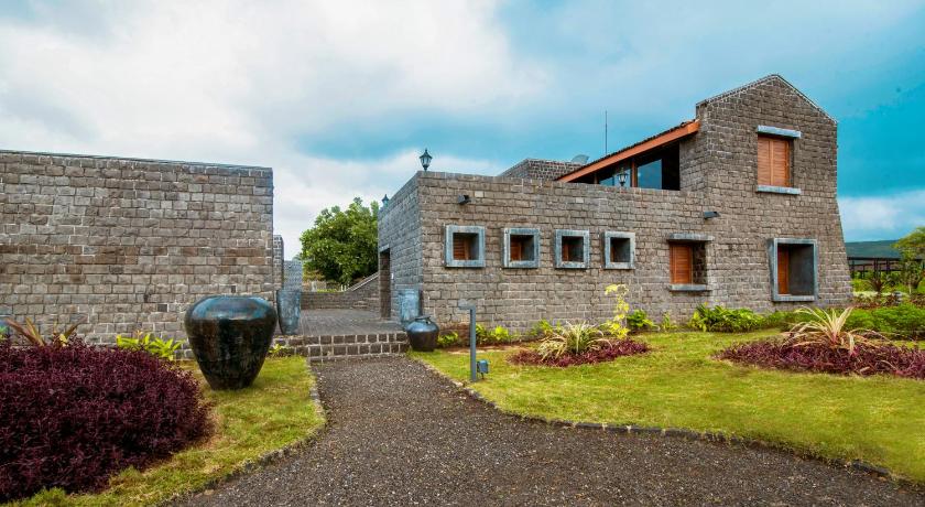 Viveda Wellness Village