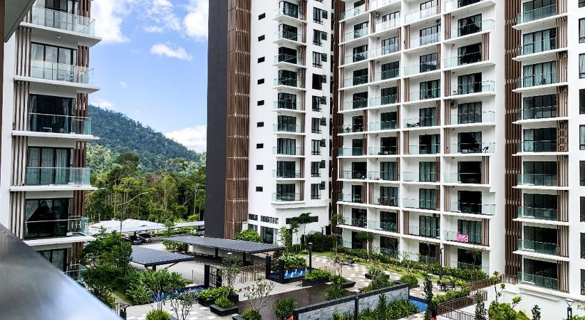 Gohtong Jaya Apartments - image 5