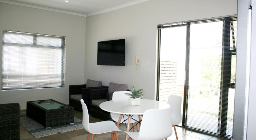 Summit Place - image 7