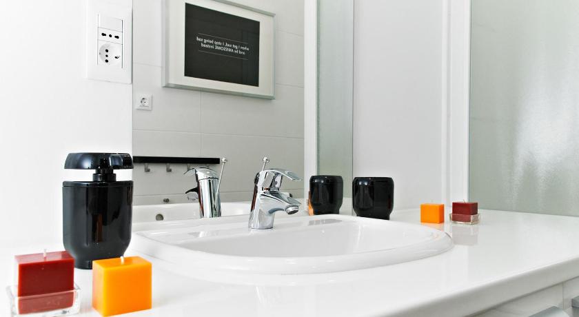 Image of Deluxe Three-Bedroom Apartment - Jurišićeva Street 2