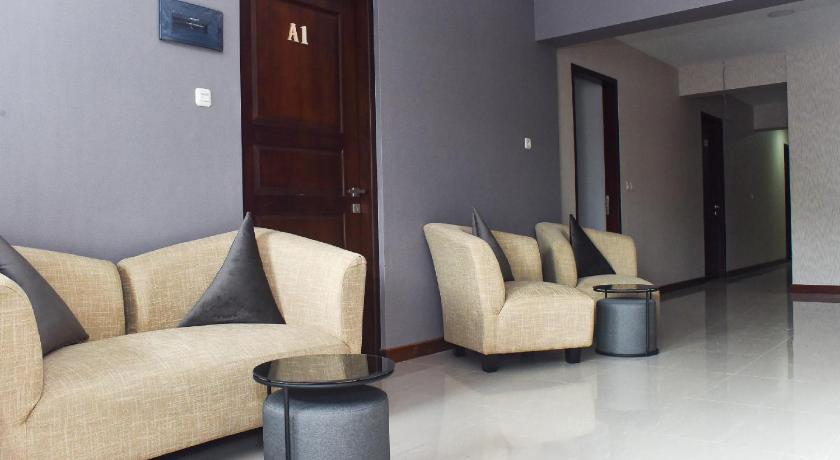 RedDoorz Plus Near Stasiun TVRI Surabaya – Surabaja, IL