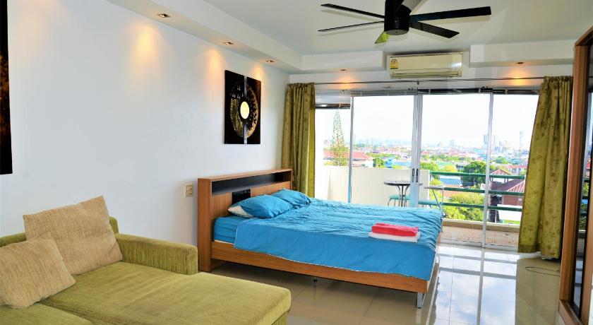 Central Pattaya Plaza Condotel — Hotel in Pattaya