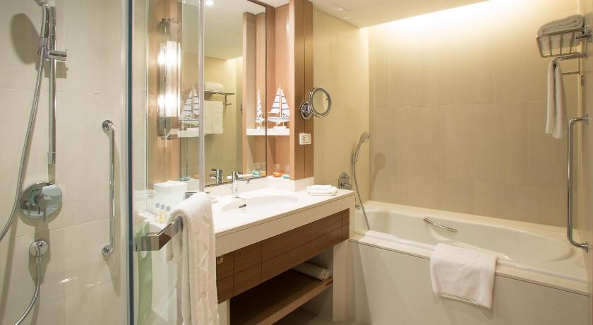 Image of City Wing Deluxe Grand Room 1 King 5