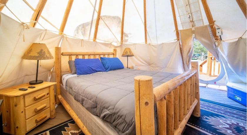 OK RV Park Glamping Tipi OK56 photo