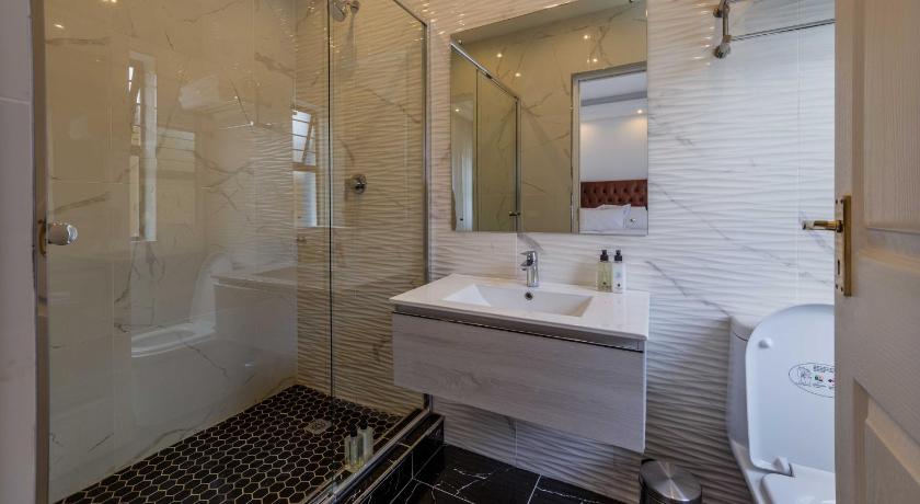 Oceanway Boutique Hotel/Conference photo
