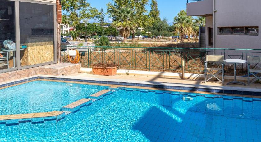 Sun Beach Apartments photo