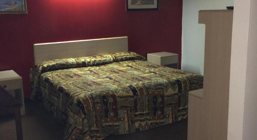 Choice Inn San Antonio - image 19