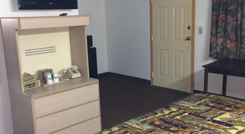 Choice Inn San Antonio - image 20