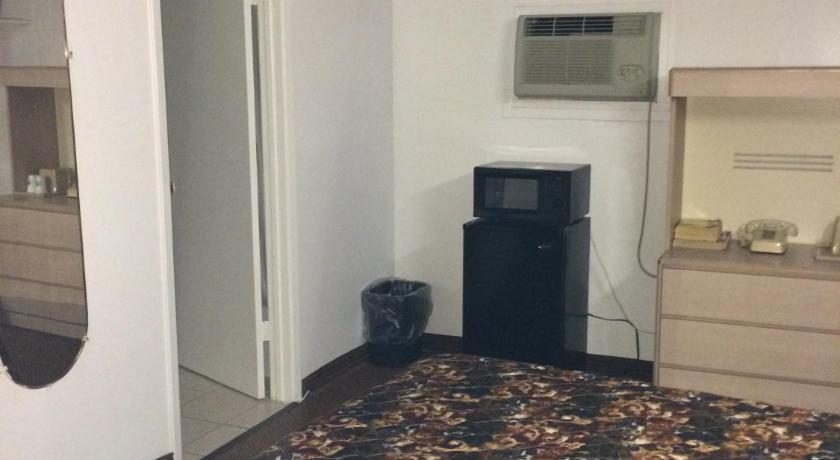 Choice Inn San Antonio - image 23