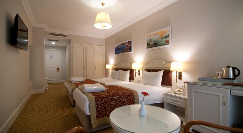 Image of Double or Twin Room with Bathroom 1