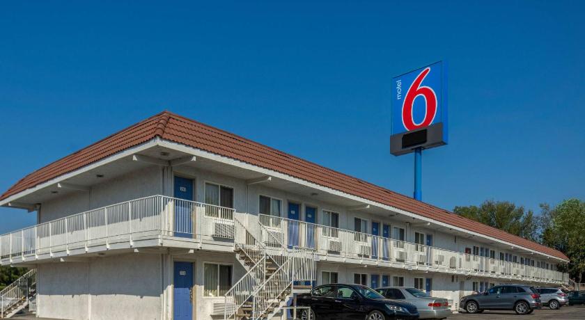 Motel 6-Sepulveda, CA - Los Angeles - Van Nuys - North Hills