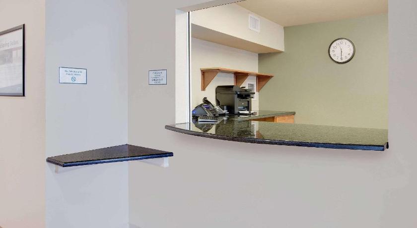 WoodSpring Suites Knoxville Airport photo
