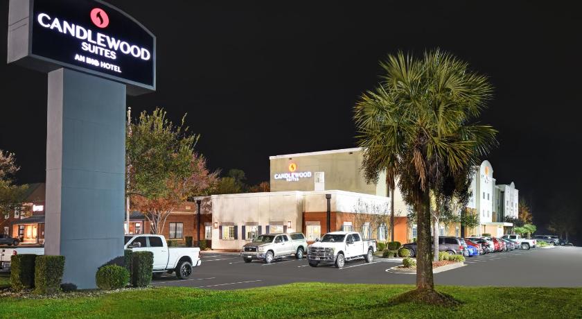 Candlewood Suites Sumter photo