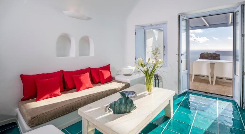 Image of Pool Suite with Caldera View (Only for 2 people) 5