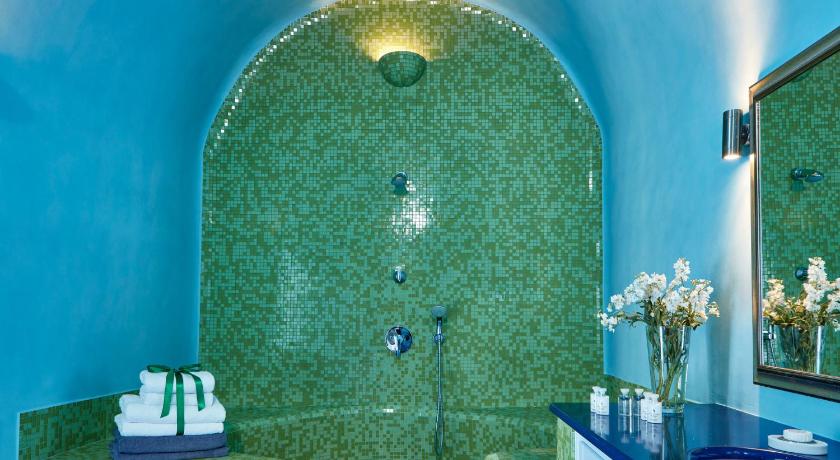 Image of Pool Suite with Caldera View (Only for 2 people) 14