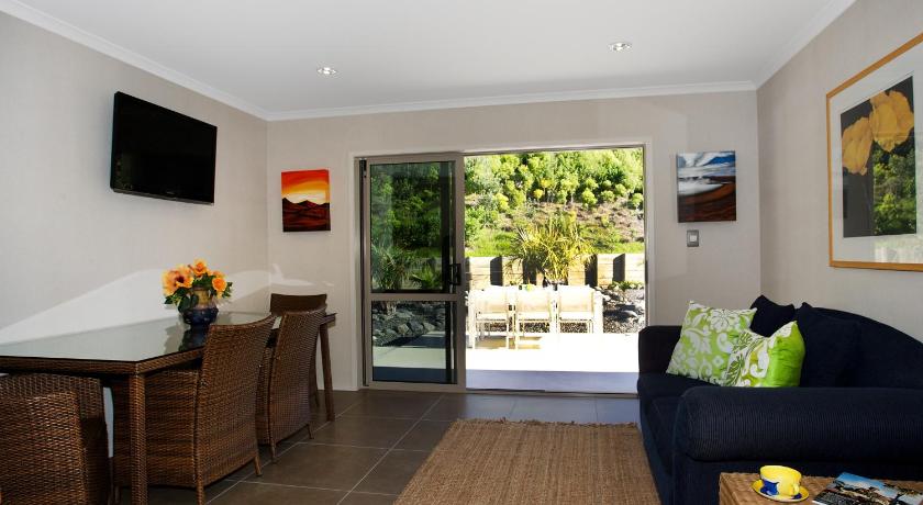 Napier Bed & Breakfast Tequila Sunrise