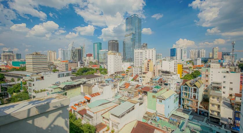 ホーチミン Ace Hotel Ben Thanh 3つ星 ホテル プール