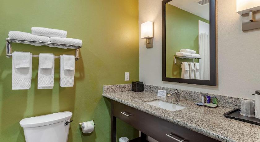 Sleep Inn & Suites photo