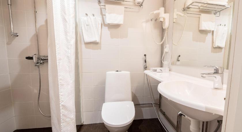 Image of Standard Double Room 2