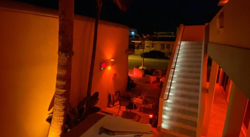 The Marlin Beachside photo