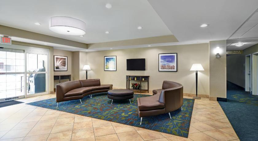 Candlewood Suites Sumter photo