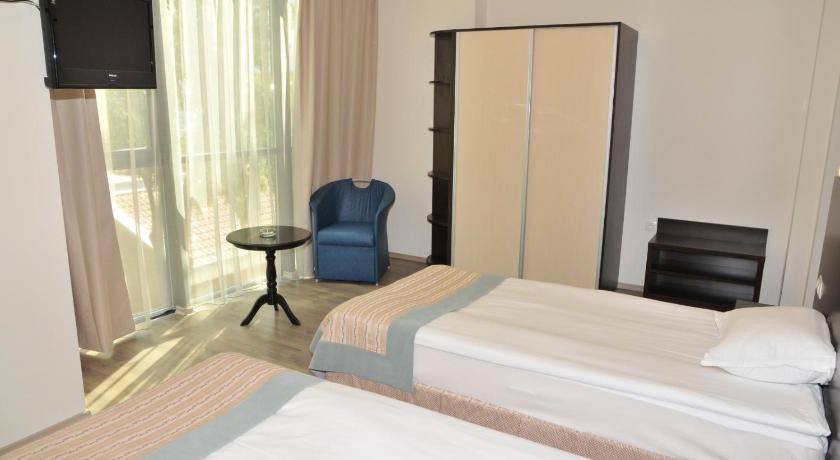 Hotel Burgas Free University photo