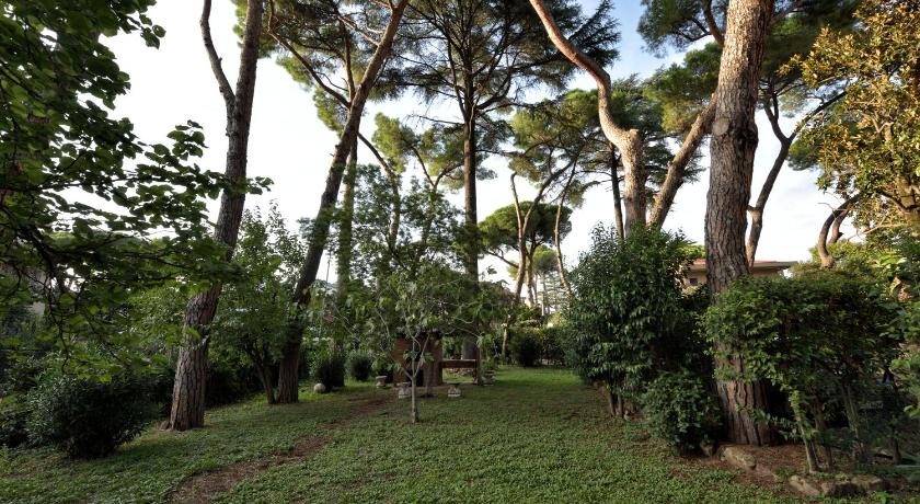 로마 Comfort Rooms Villa Gaia Tor Vergata 4성급 호텔 스위트룸