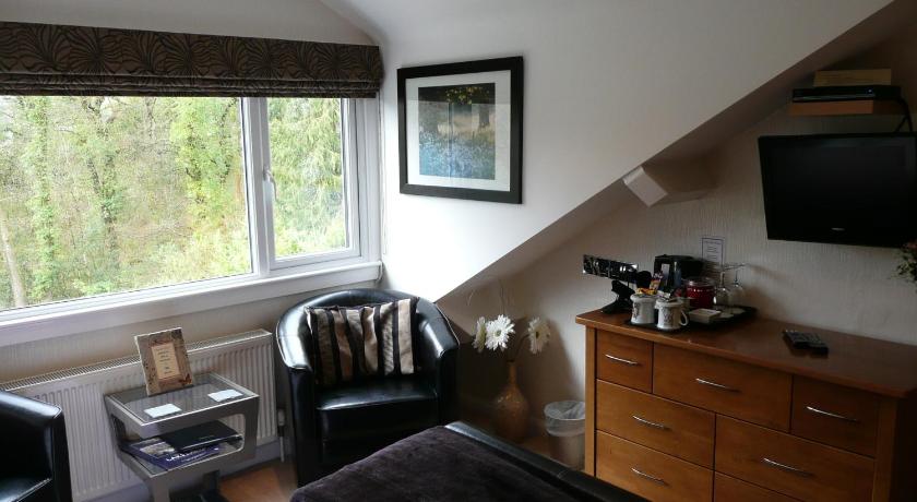 Glenville Guest House - Adults Only photo