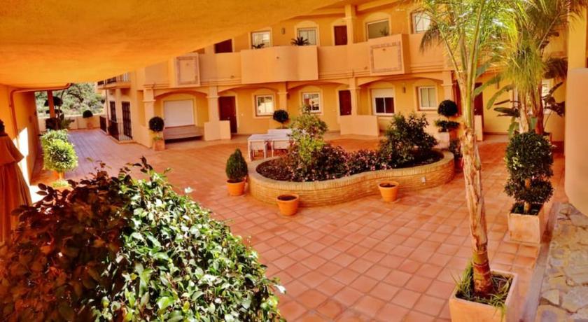 Aloha Hill Club 5 Star Golf Resort Near PPuerto Banus, Playground of the Rich and Famous photo