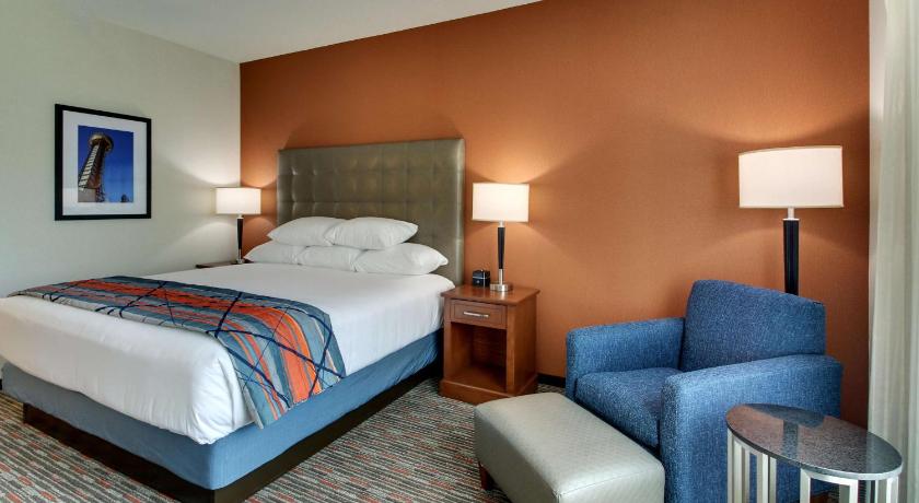 Drury Inn & Suites Knoxville West