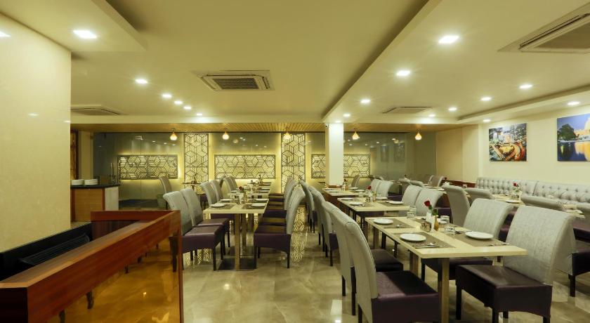 Hotel Omega - Gurgaon Central