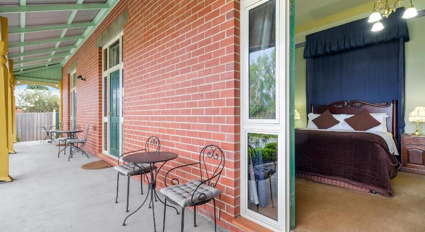 Orana House photo