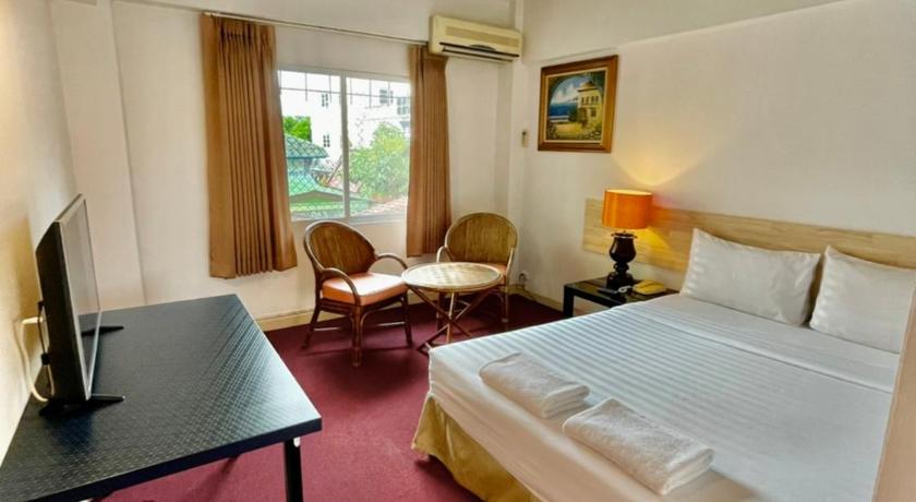 バンコク Mango LagoonPlace 2つ星 ホテル 外観