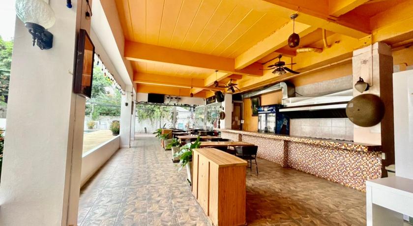 バンコク Mango LagoonPlace 2つ星 ホテル 外観