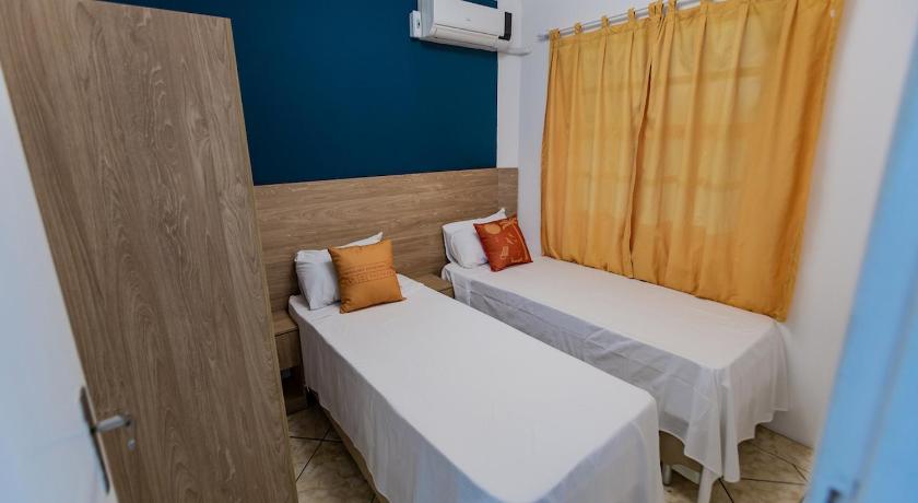 Image of Standard Chalet 6