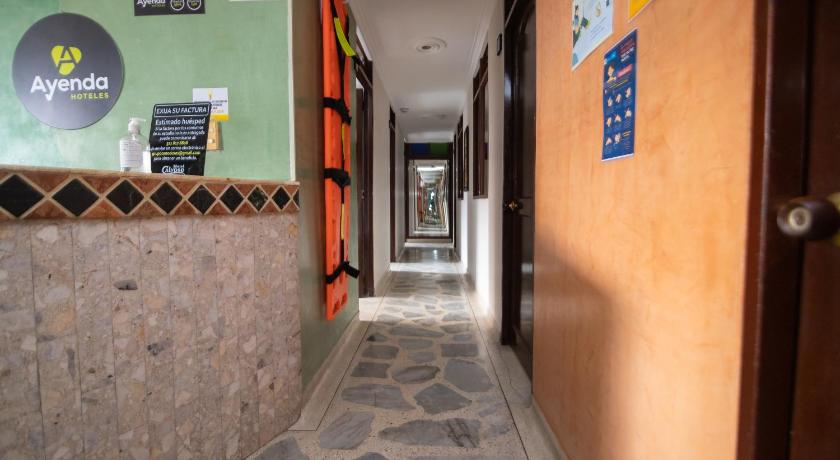 Hotel Ayenda Calypso 1142 photo