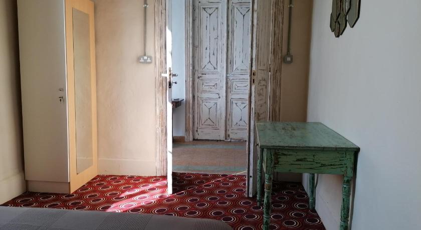 Le Mat Hostel photo