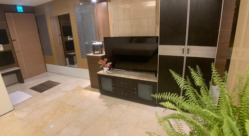 Image of Family Room for 4 People - Non-Smoking 11
