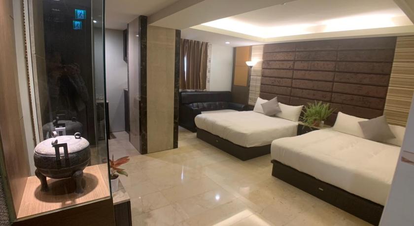 Image of Family Room for 4 People - Non-Smoking 9