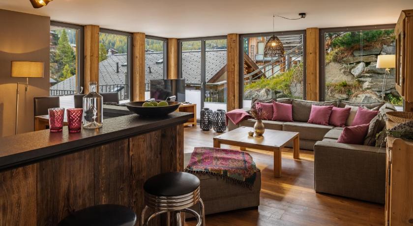 22 Summits Apartments photo
