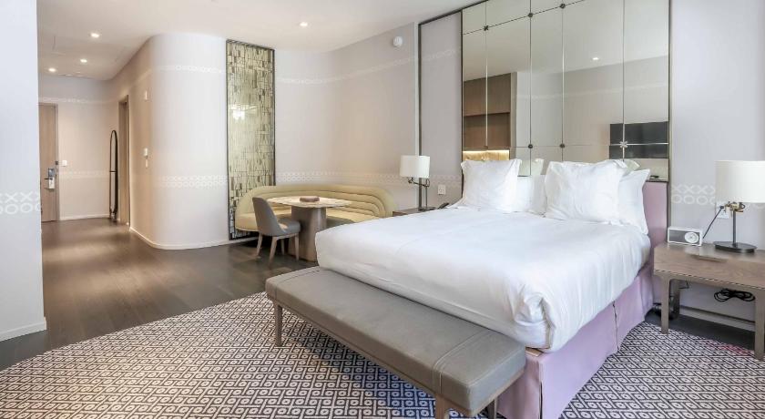 Aluna Lux Suites at SLS Lux Brickell Building photo