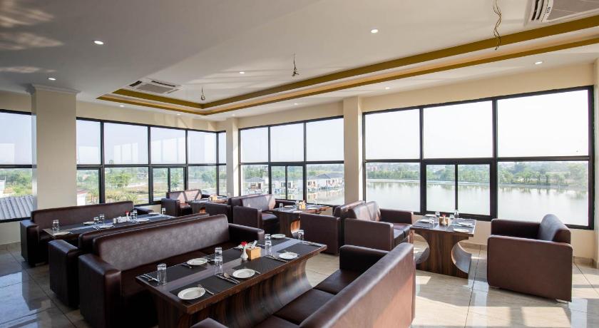 Lumbini Palace Resort — Lumbini (4)