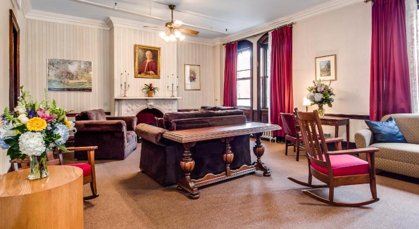 New York Leo House 3-Star Accommodation suite