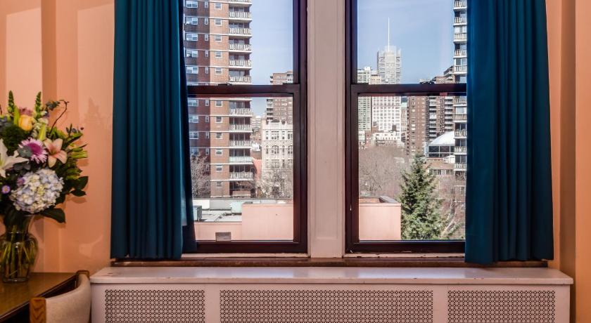 New York Leo House 3-Star Accommodation room