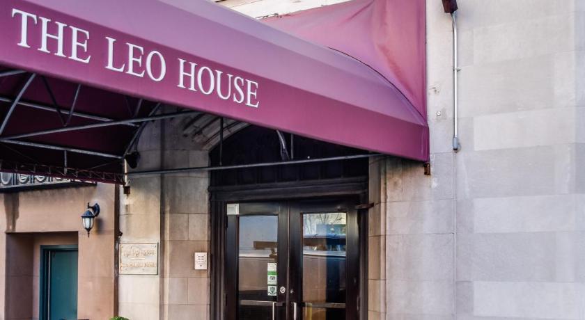 New York Leo House 3-Star Accommodation suite
