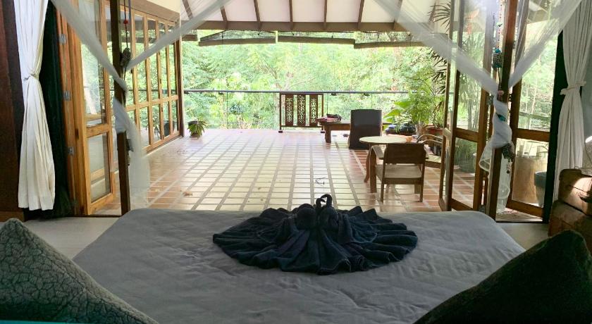 VillaVarin Ko Jum - Nature, Space & Luxury photo