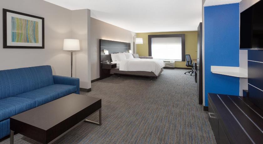 Holiday Inn Express & Suites Culpeper