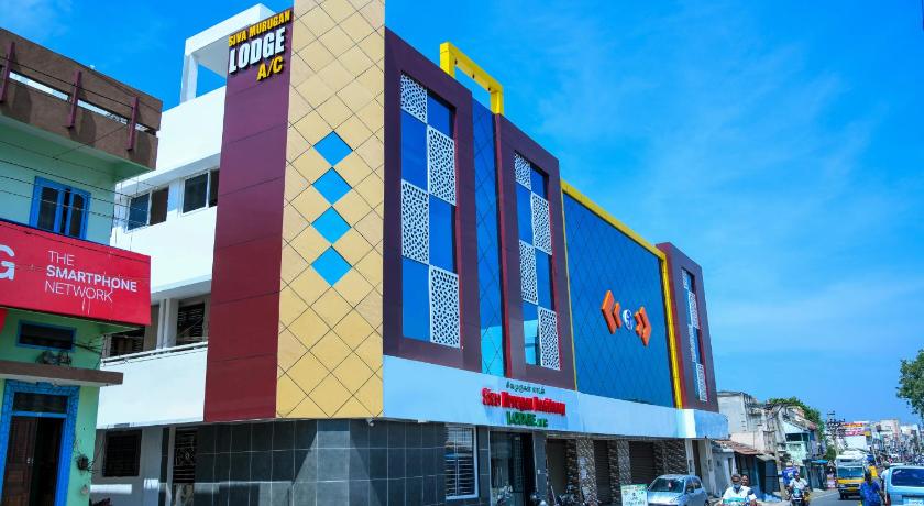 Sivamurugan residency — Hotel in Erode