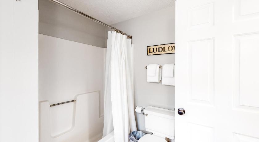 Ludlow Escape photo