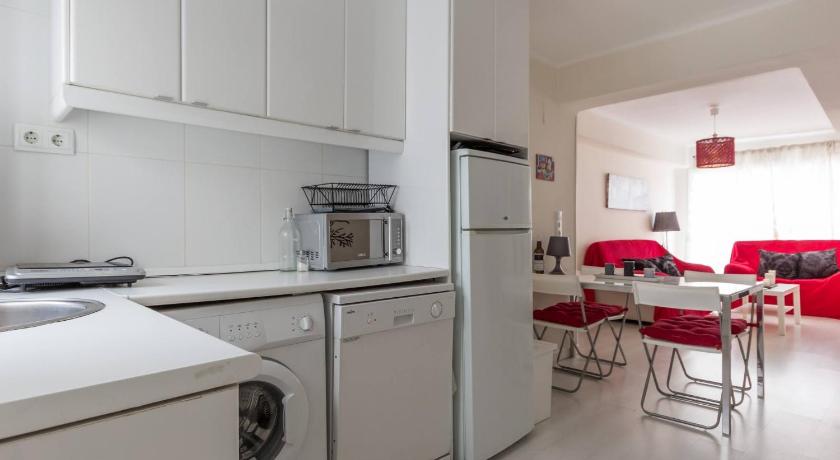 Nice Flat -200m Center-2 Baths- 3 Bedrooms 5pers - image 6